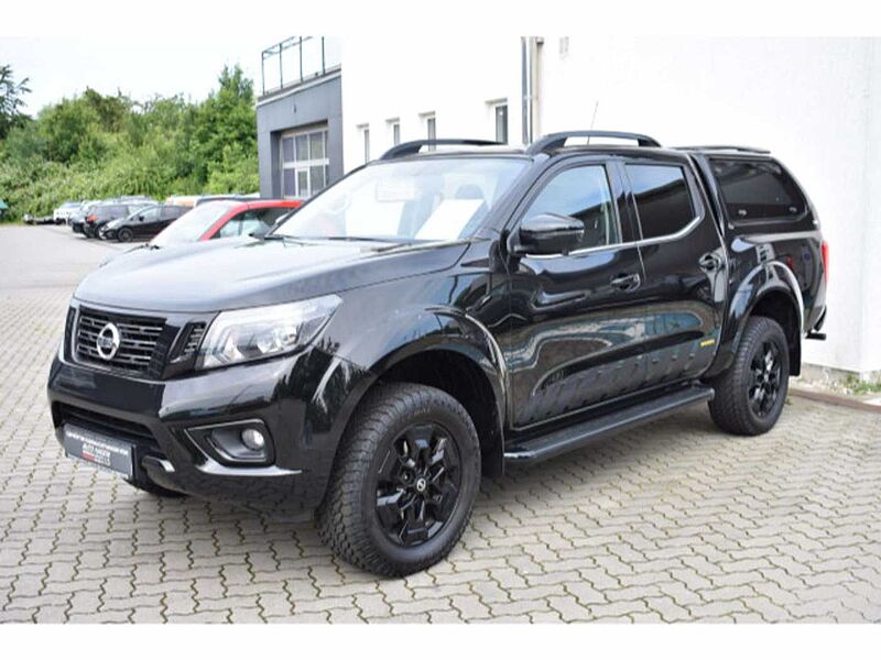 Nissan Navara NP300 N-Guard Double Cab 4x4 18' Leichtme