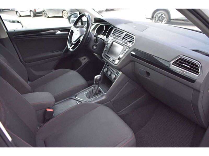 Volkswagen Tiguan 1.4  Sound DSG Automatik Panoramaglas Sch