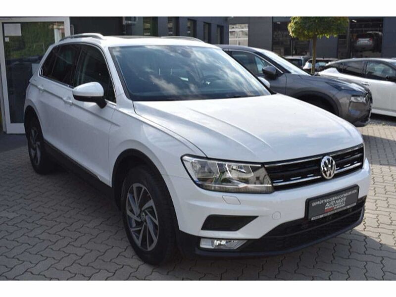 Volkswagen Tiguan 1.4  Sound DSG Automatik Panoramaglas Sch