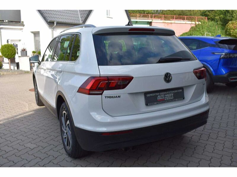 Volkswagen Tiguan 1.4  Sound DSG Automatik Panoramaglas Sch