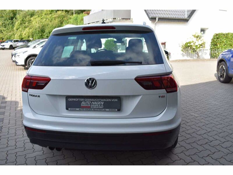 Volkswagen Tiguan 1.4  Sound DSG Automatik Panoramaglas Sch