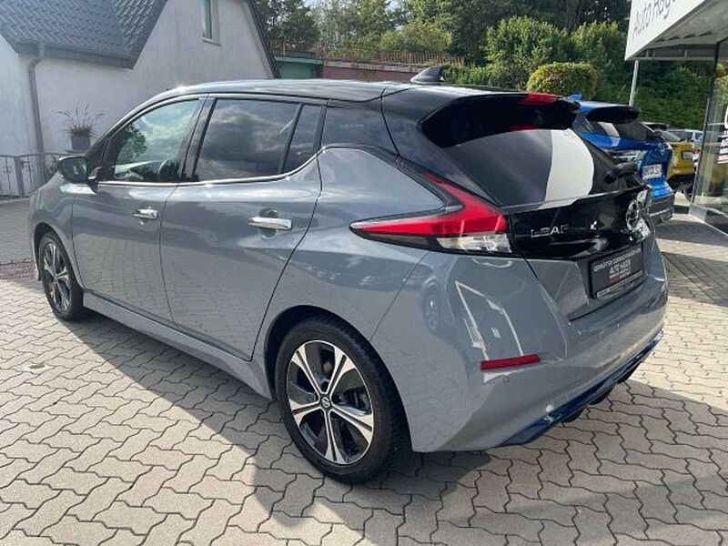 Nissan Leaf ZE1 GJR  17' Ganzjahresreifen Navigation 36