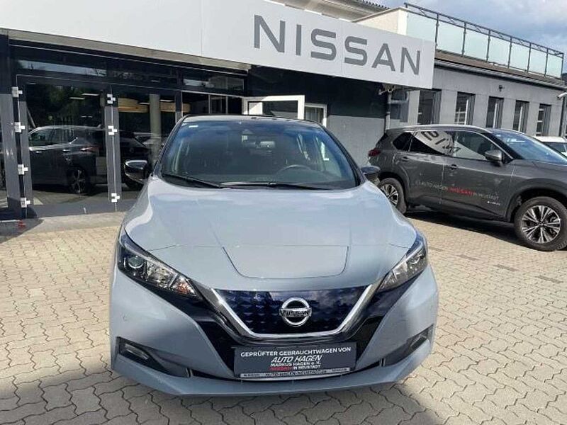 Nissan Leaf ZE1 GJR  17' Ganzjahresreifen Navigation 36