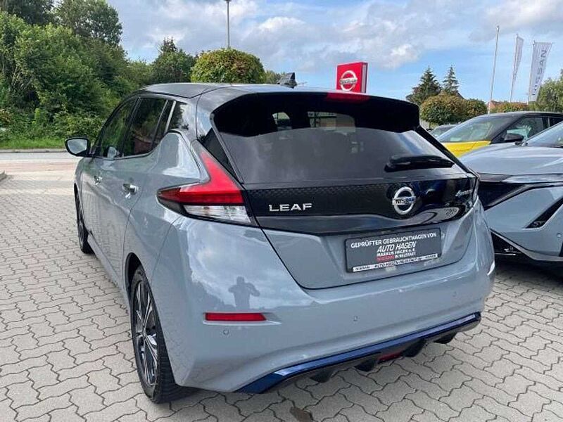 Nissan Leaf ZE1 GJR  17' Ganzjahresreifen Navigation 36