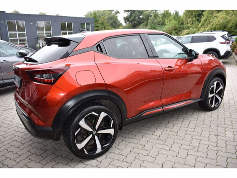 Nissan Juke 1.0 Tekna Voll LED GJR auf 19' Alu Navi 360