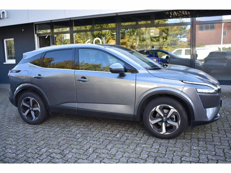 Nissan Qashqai 1.3 4X4 N-Connecta GJR Navi 360° Kamera