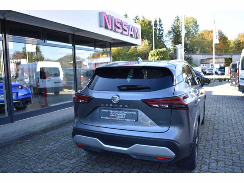 Nissan Qashqai 1.3 4X4 N-Connecta GJR Navi 360° Kamera