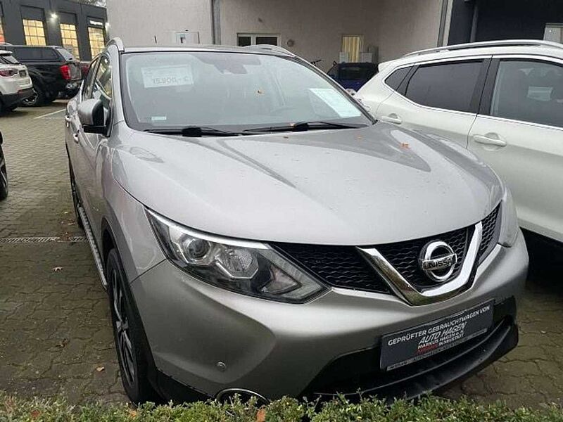 Nissan Qashqai 1.6 dCi Tekna Voll- LED AHK 19' Alu Navi