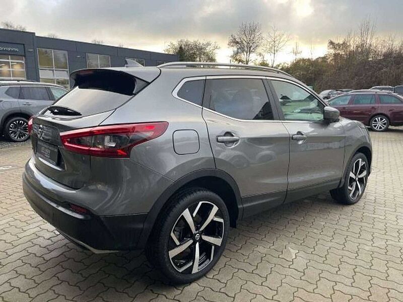 Nissan Qashqai 1.3 DIG-T DCT TEKNA Voll-LED Navi 360° K