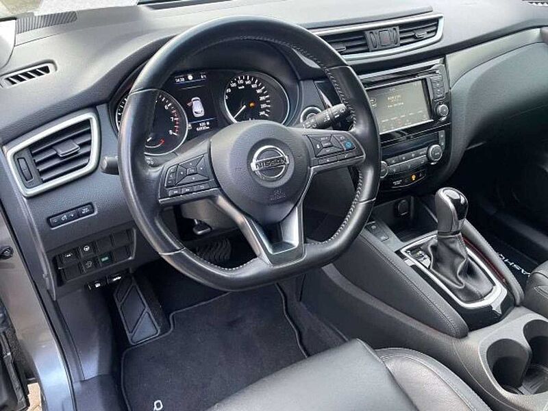 Nissan Qashqai 1.3 DIG-T DCT TEKNA Voll-LED Navi 360° K