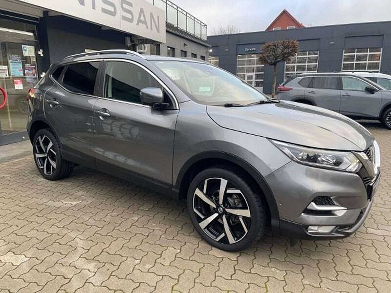 Nissan Qashqai 1.3 DIG-T DCT TEKNA Voll-LED Navi 360° K