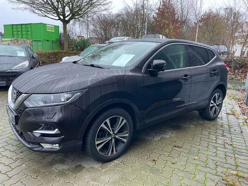 Nissan Qashqai 1.3 DIG-T  N-Connecta 4 neue GJR auf 18'