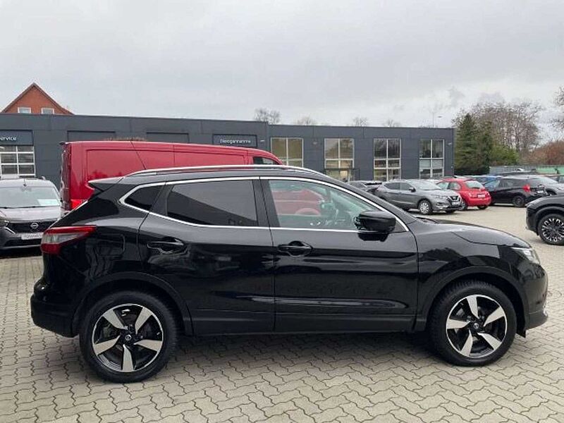 Nissan Qashqai 1.6 DIG-T 360° GJR auf 18' Alu AHK Navi