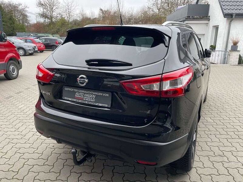 Nissan Qashqai 1.6 DIG-T 360° GJR auf 18' Alu AHK Navi