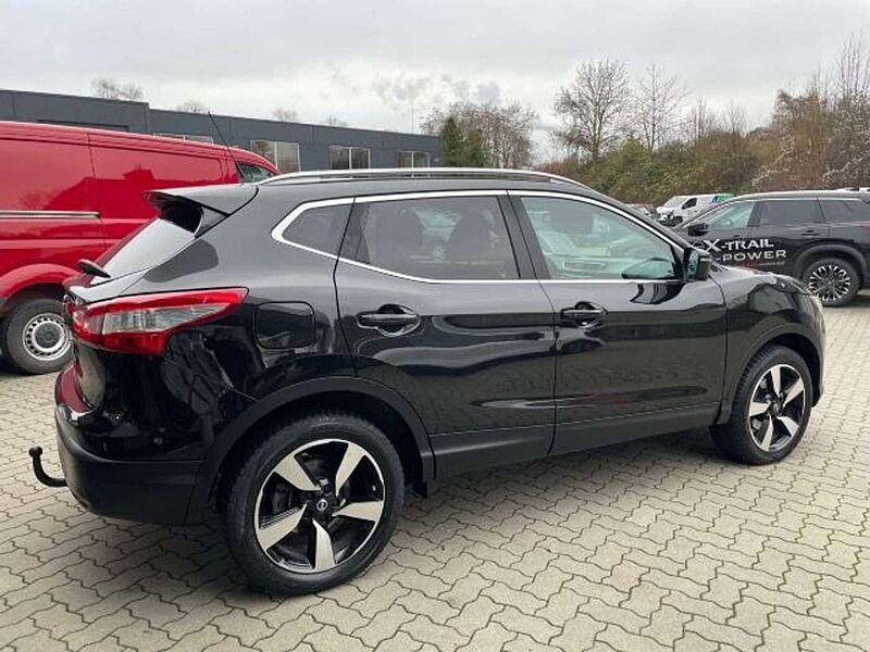 Nissan Qashqai 1.6 DIG-T 360° GJR auf 18' Alu AHK Navi