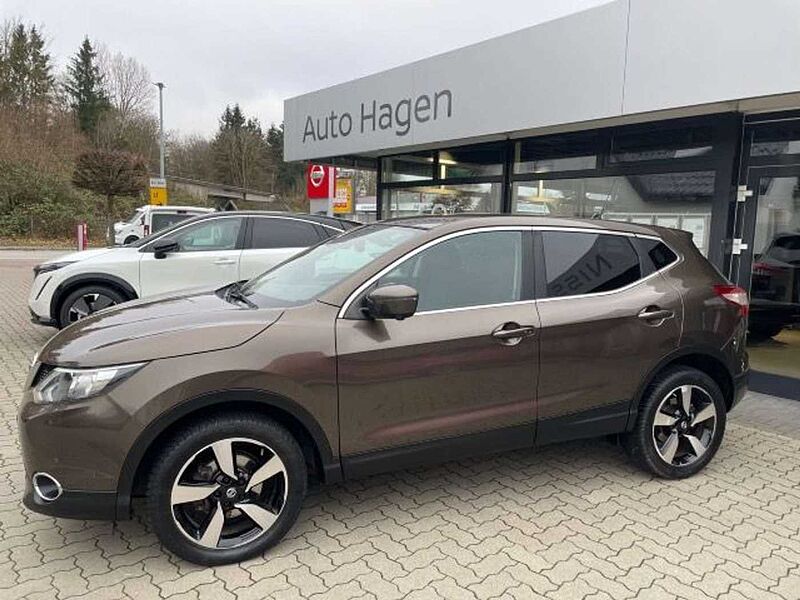 Nissan Qashqai 1.6 DIG-T 360° GJR auf 18' Alu Navi Einp