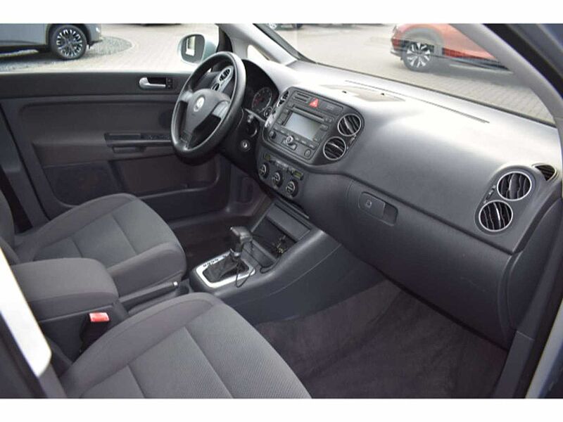 Volkswagen Golf Plus 1.6 FSI Comfortline GJR Einparkhilfe K