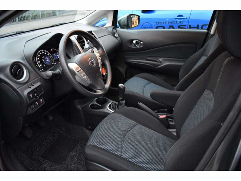 Nissan Note 1.5 dCi Acenta AHK 15' GJR auf Alu Navi 360